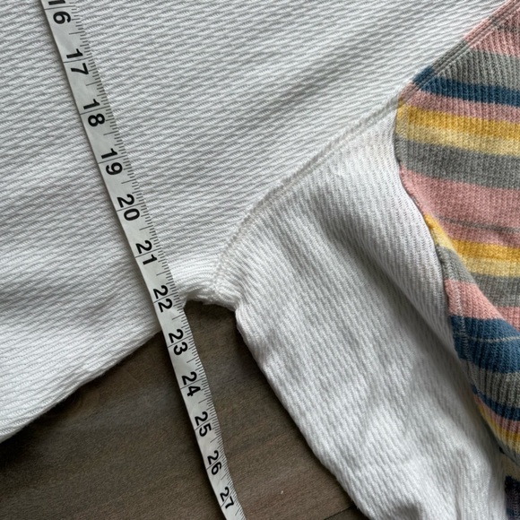 Free People Rainbow Dreams Pullover Knit balloon sleeve Top white size small - Picture 5 of 7